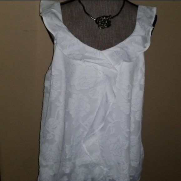White Ruffle Detail Sleeveless - Picture 3 of 4